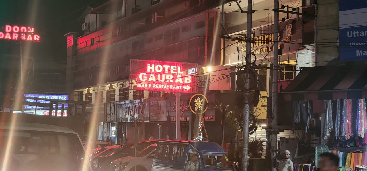 Unipoles & Fancy Signages 